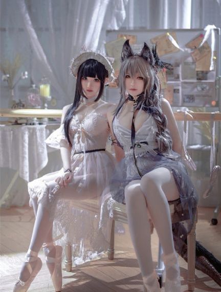 欧美黑色蕾丝内衣模特走秀_高清无删减在线观看