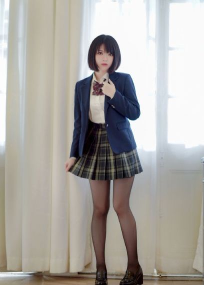 日韩精品成人色静态电影_高清在线视频观看