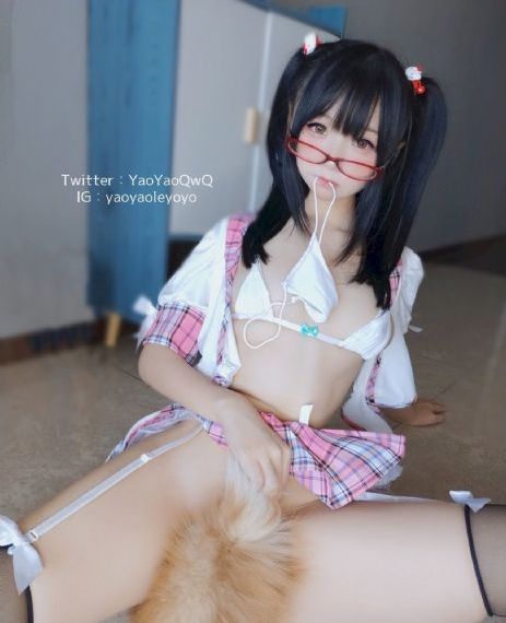 欧美夜店过膝长靴_720超清在线观看