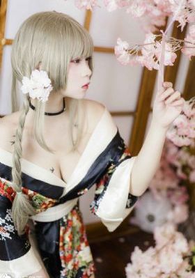 欧美重卡内饰_BD英语在线观看完整版