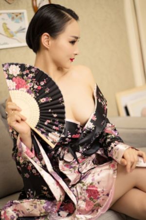 国产劳斯莱斯银云_BD韩语在线播放观看