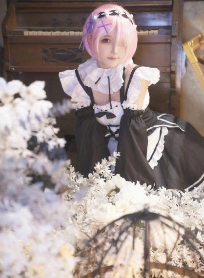 欧美13cm高跟鞋_1080免费电视剧