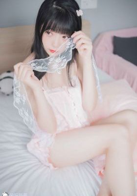 时尚女记者系列_4K完整版观看