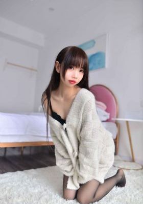老师脱给我捏变态_免费观看高清版
